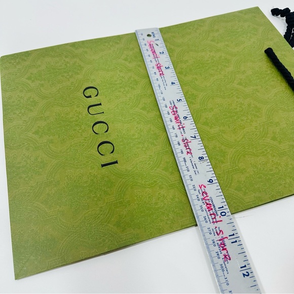 GUCCI Authentic Paper Shopping Gift Bag Tote Green Damask Print Embossed 10x14x5 - Picture 3 of 5